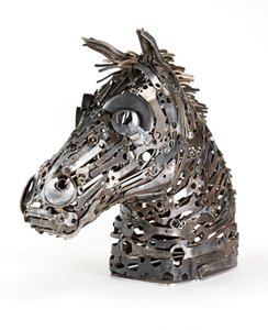 Warhorse (metall, skiftenøkler, verktøy og gjenstander) (se også 440480)